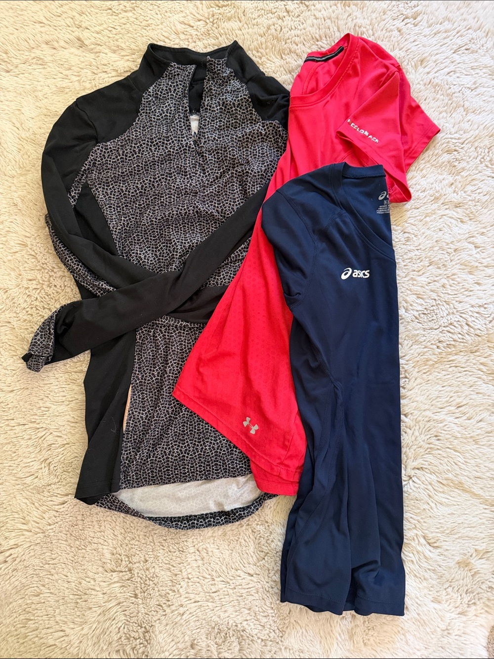 BUNDLE - 3 workout tops (Prana, underarmour, asics)